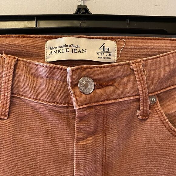 NWOT ABERCROMBIE & FITCH Ankle Jean with Zippers Frayed Hems Salmon Women’s 4 - Picture 4 of 7